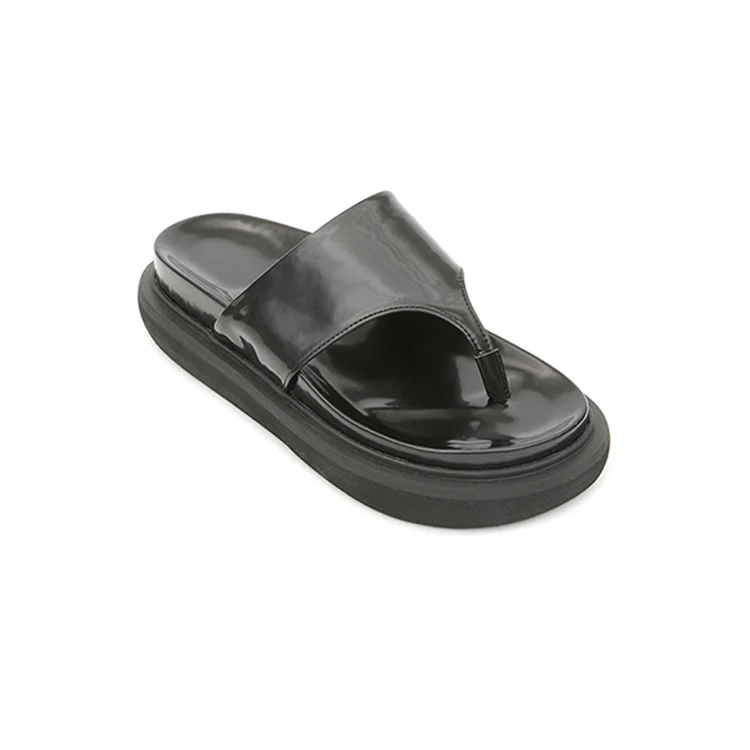 AR-2937 Patent Faux Leather Platform Flip Flop - Image 2