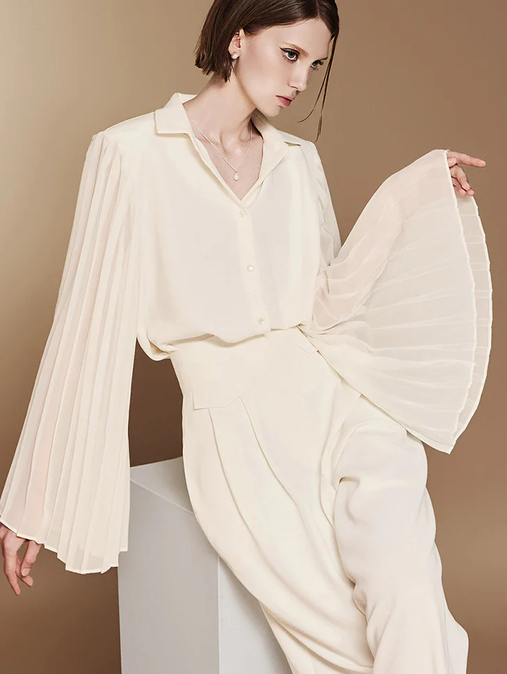 B3003 Pleated Blouse