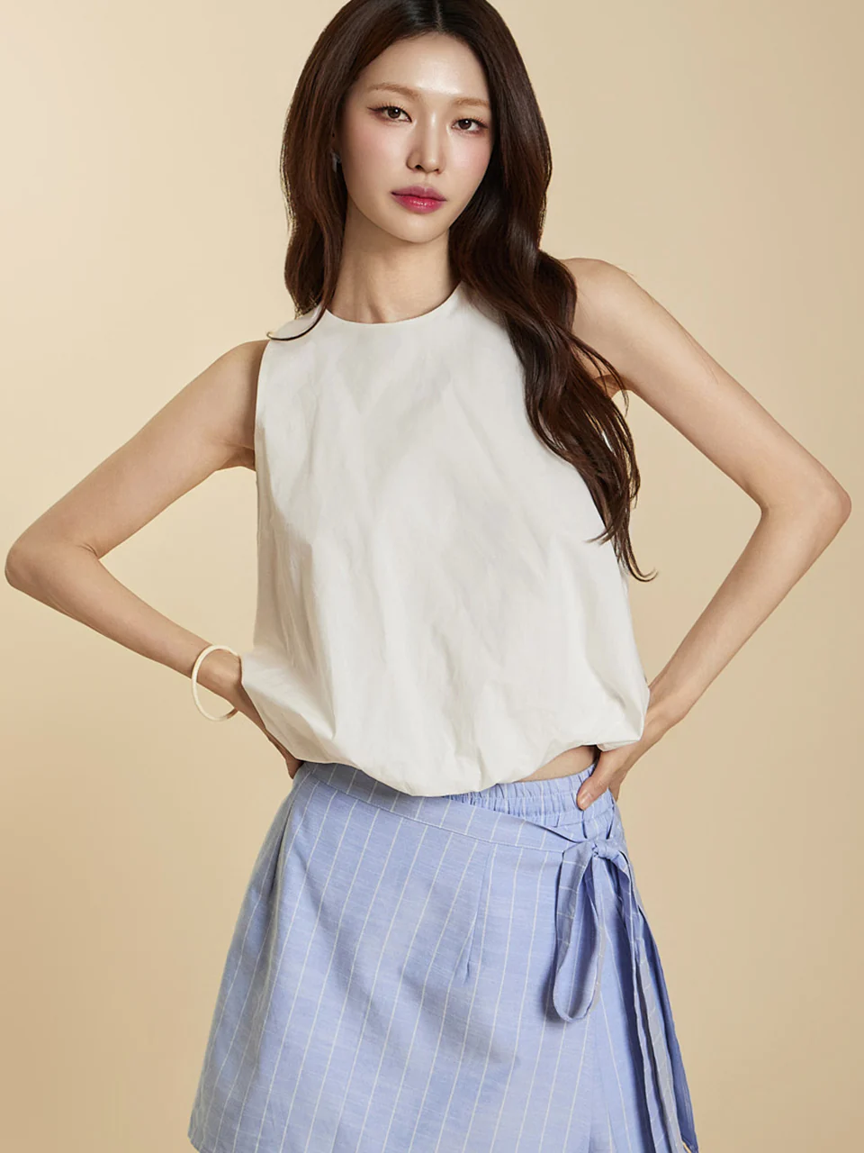 B3104 Balloon Sleeveless Blouse