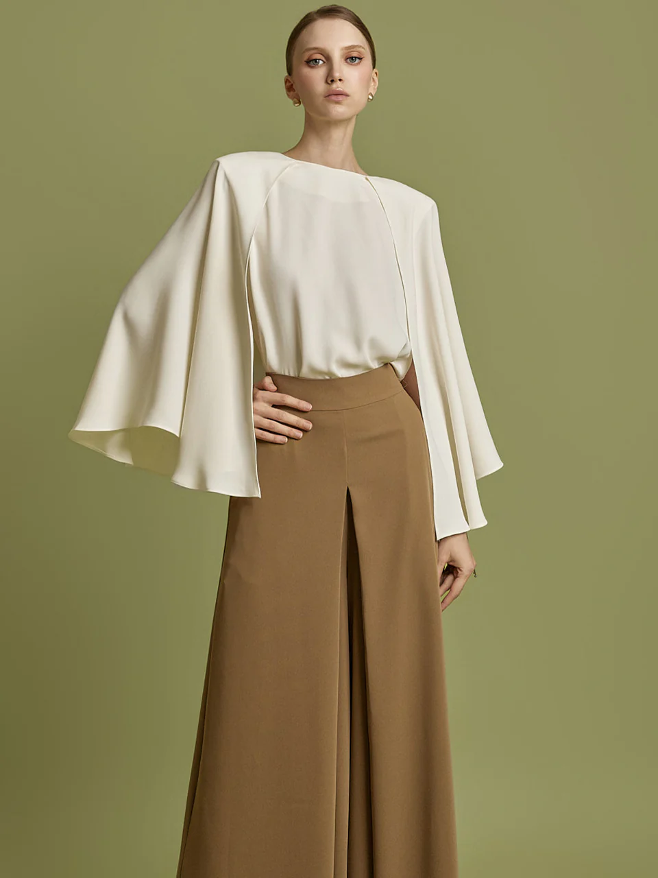B3137 Cape Blouse