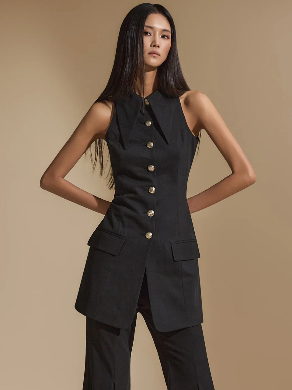J9240 Halter Slim Vest
