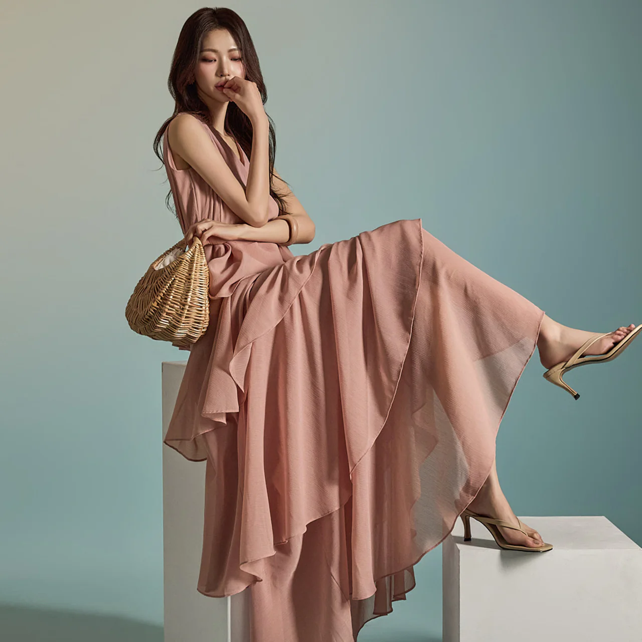 D5069 Dress with Strap - Image 2