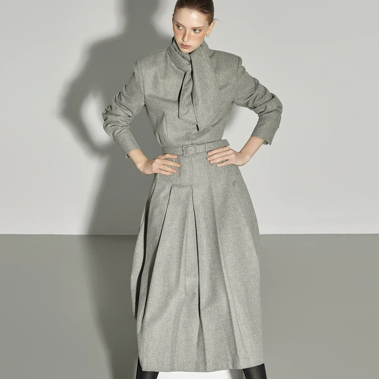 D5166 Wool Dress With Belt - Image 2