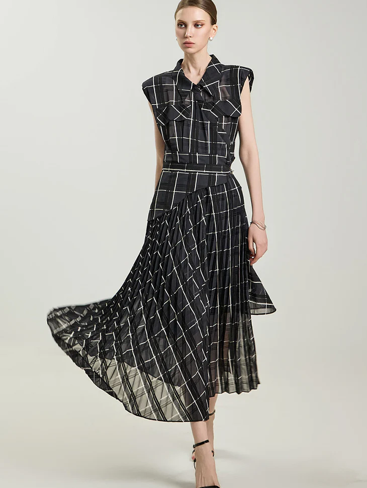 D5291 Sleeveless Dress with Belt
