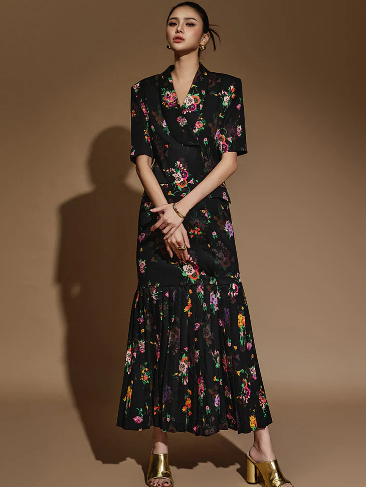 D9503 Flower Pleated Dress