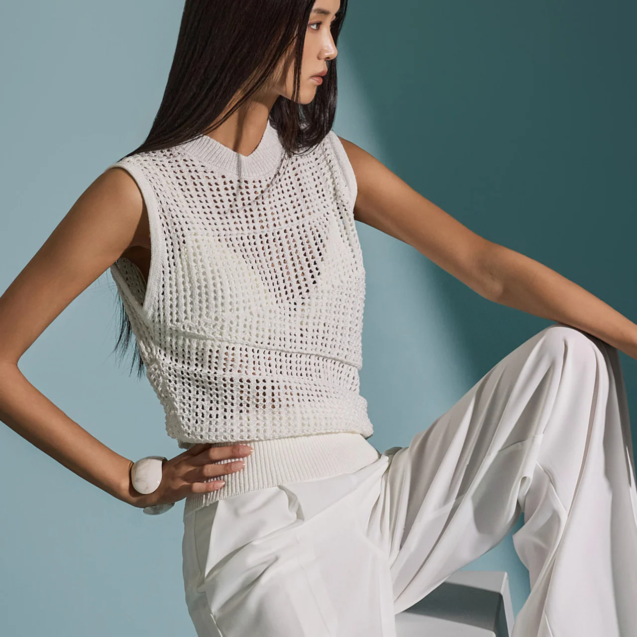 E3477 Net Knit - Image 2