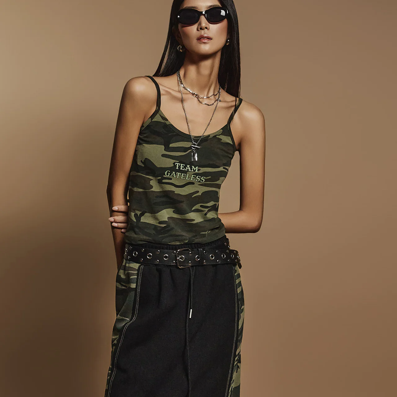 E3542 Texted Sleeveless Top - Image 2