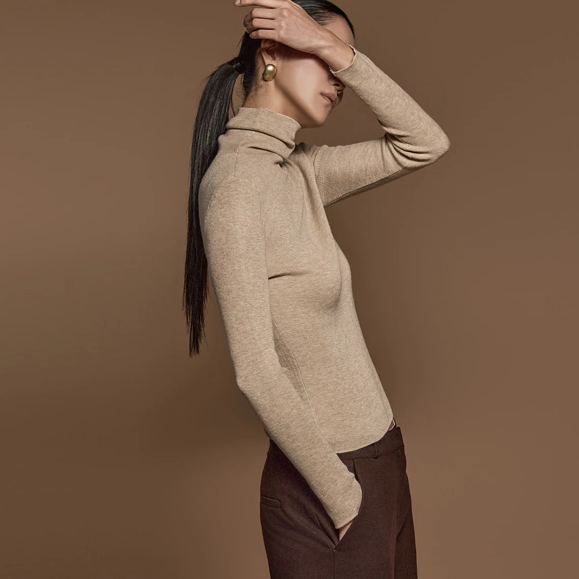 E3671 Turtleneck Top - Image 2