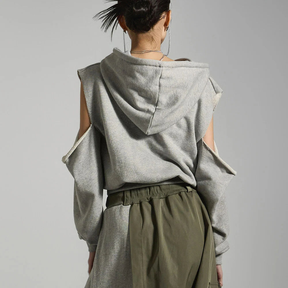 E3722 Cut Out Hooded T-Shirt - Image 2