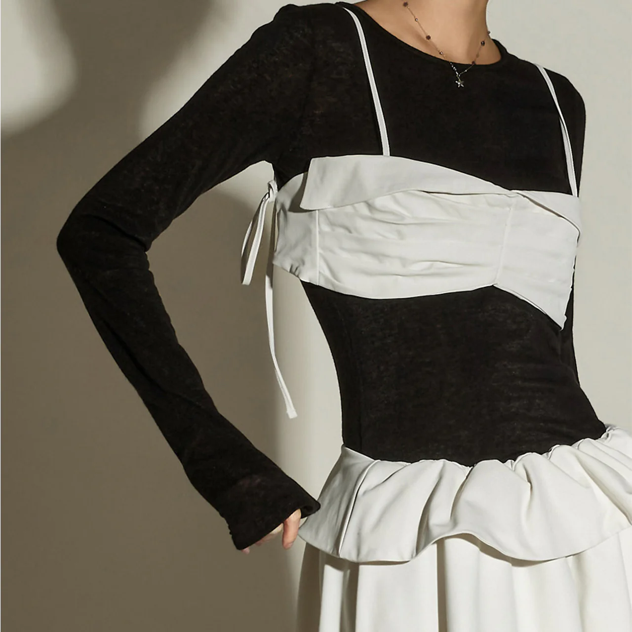 E3991 Shirring Strap Bustier - Image 2