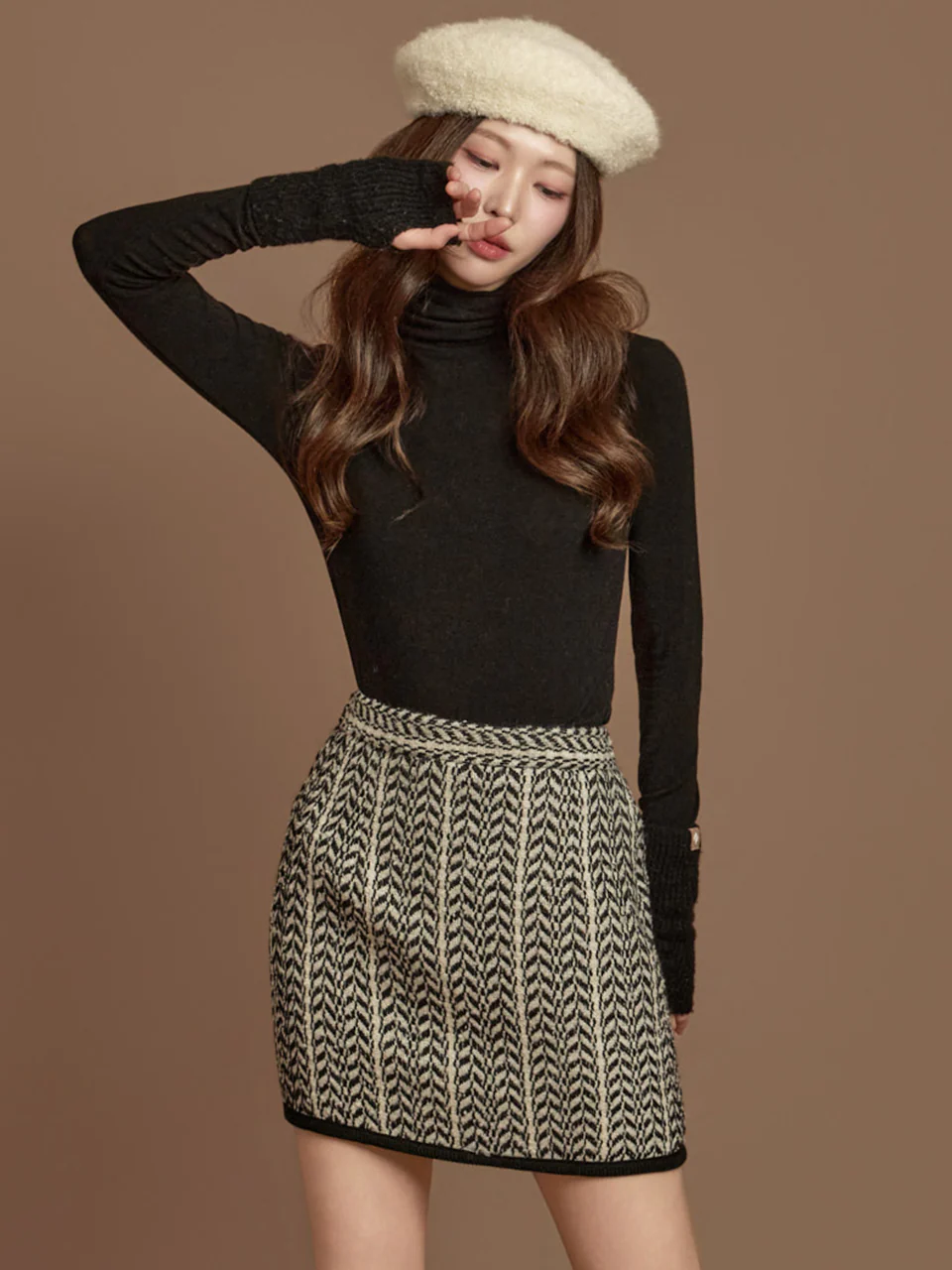 E4006 Turtleneck Top
