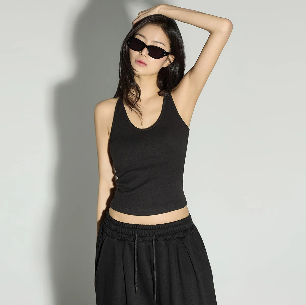 E4099 Winter Sleeveless Cap - Image 2
