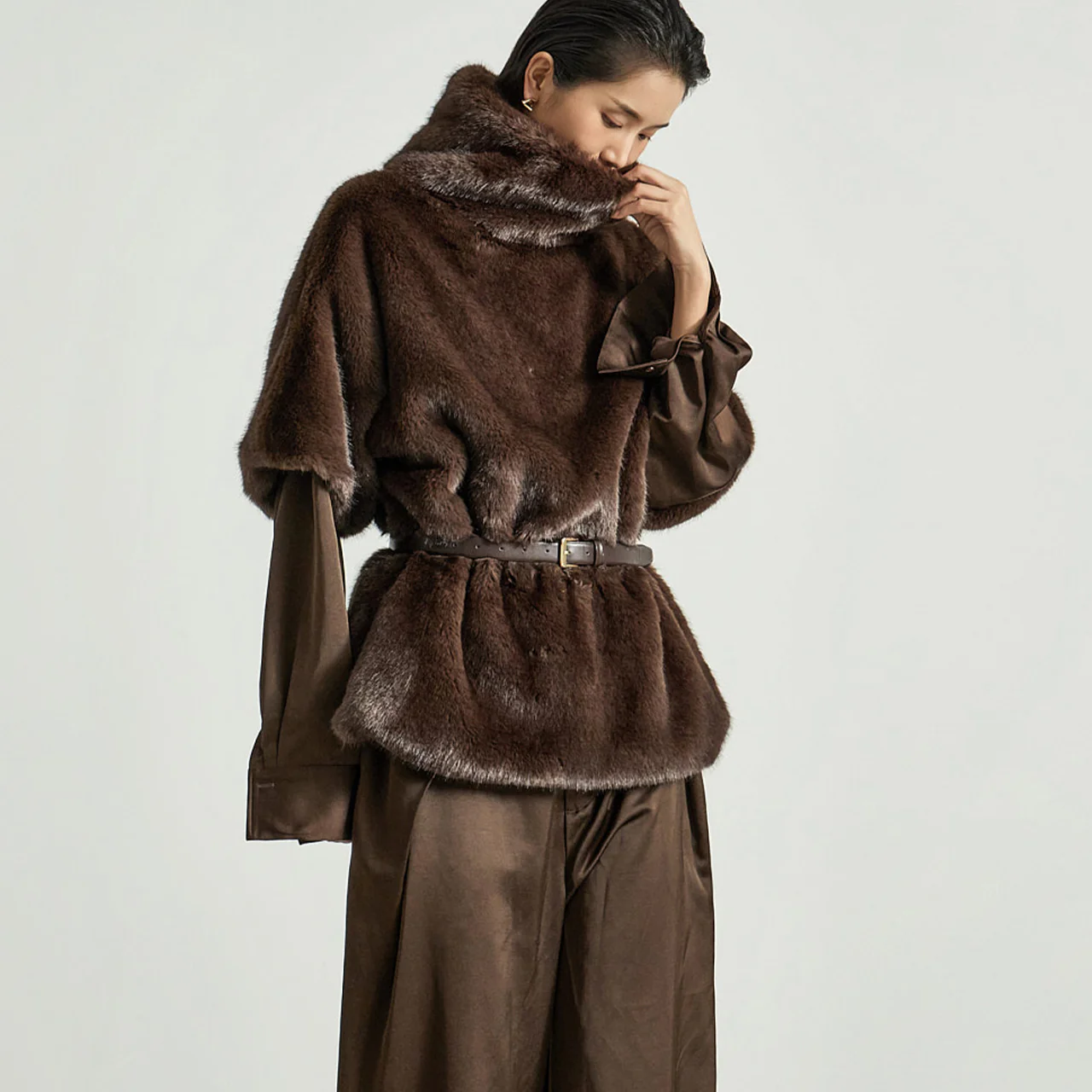 E9036 High-Neck Fur Top - Image 2