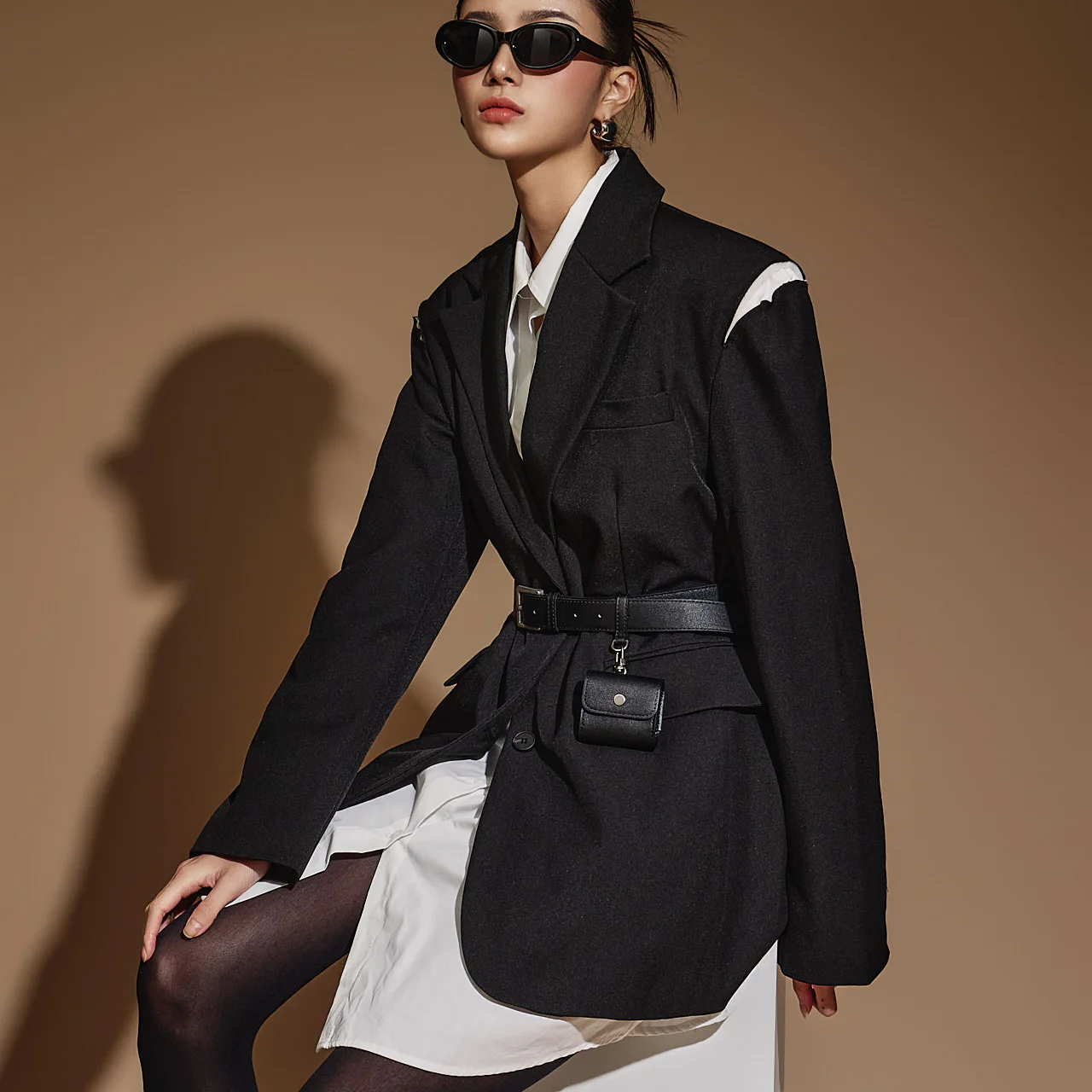 J2365 Shoulder Slit Jacket - Image 2