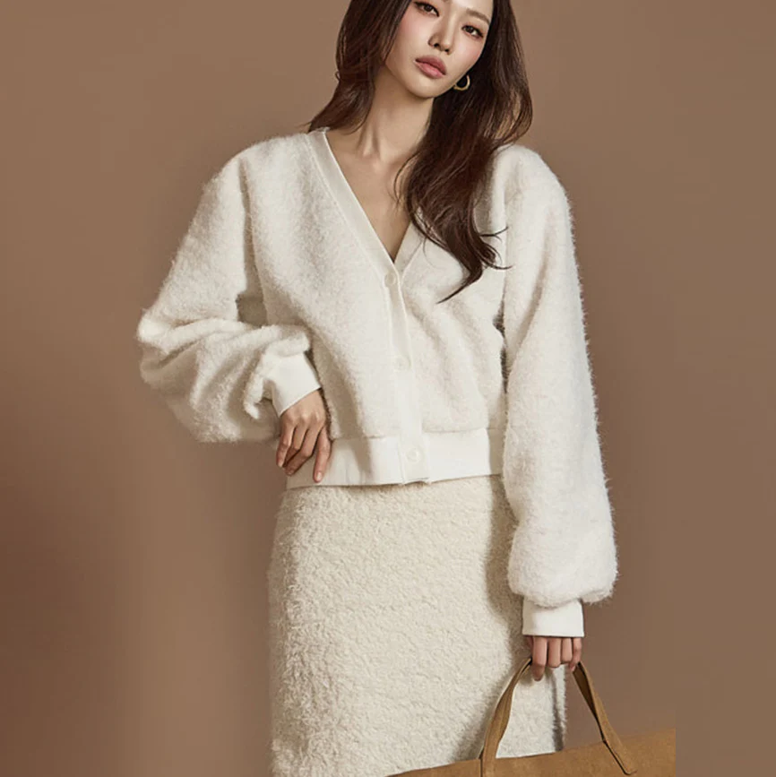 J2479 Bouclé Cardigan - Image 2