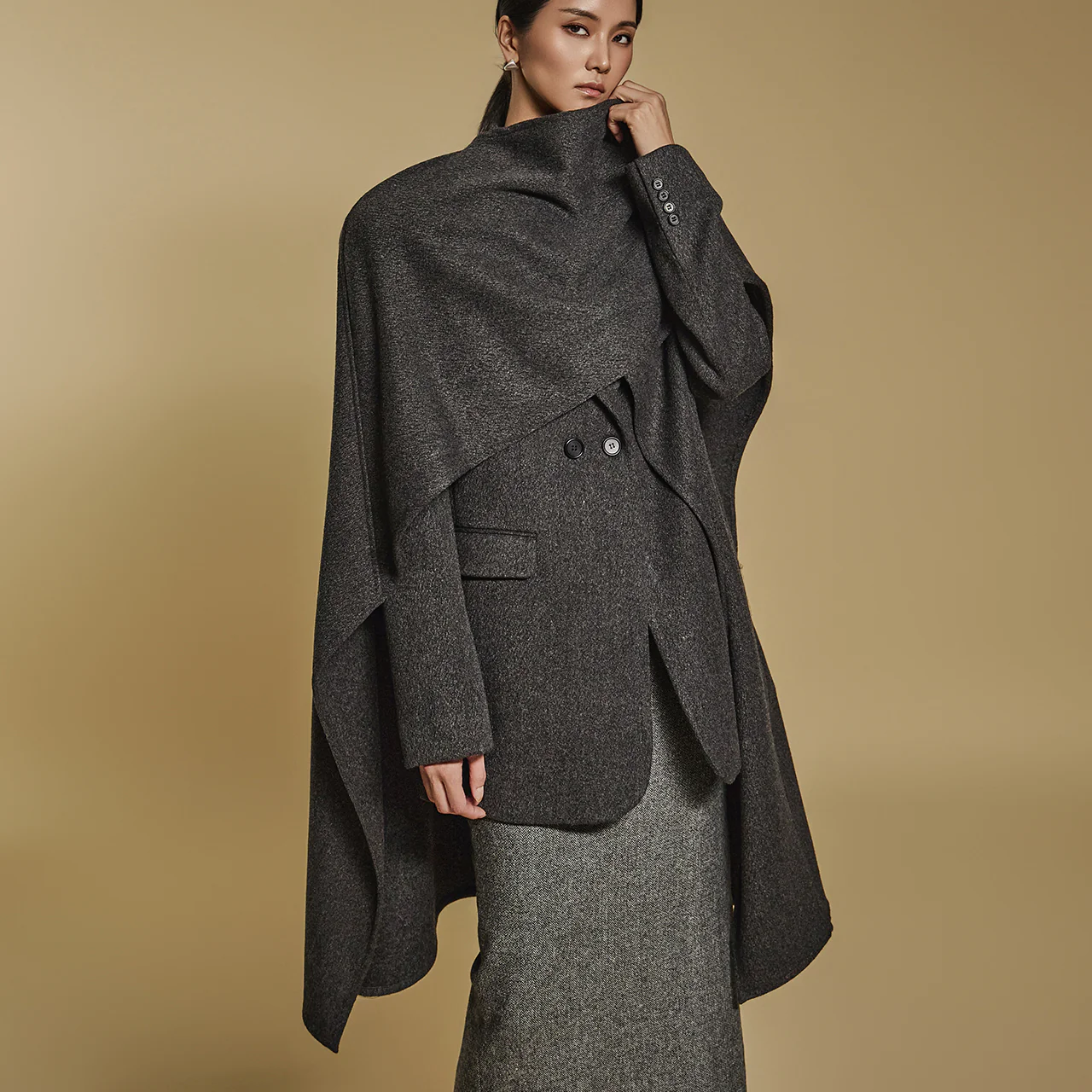 J2492 Wool Jacket With Cape - Image 2