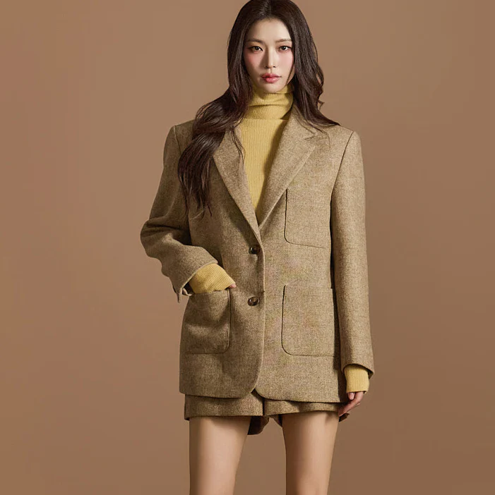 J2564 Quilted Wool Jacket - Image 2