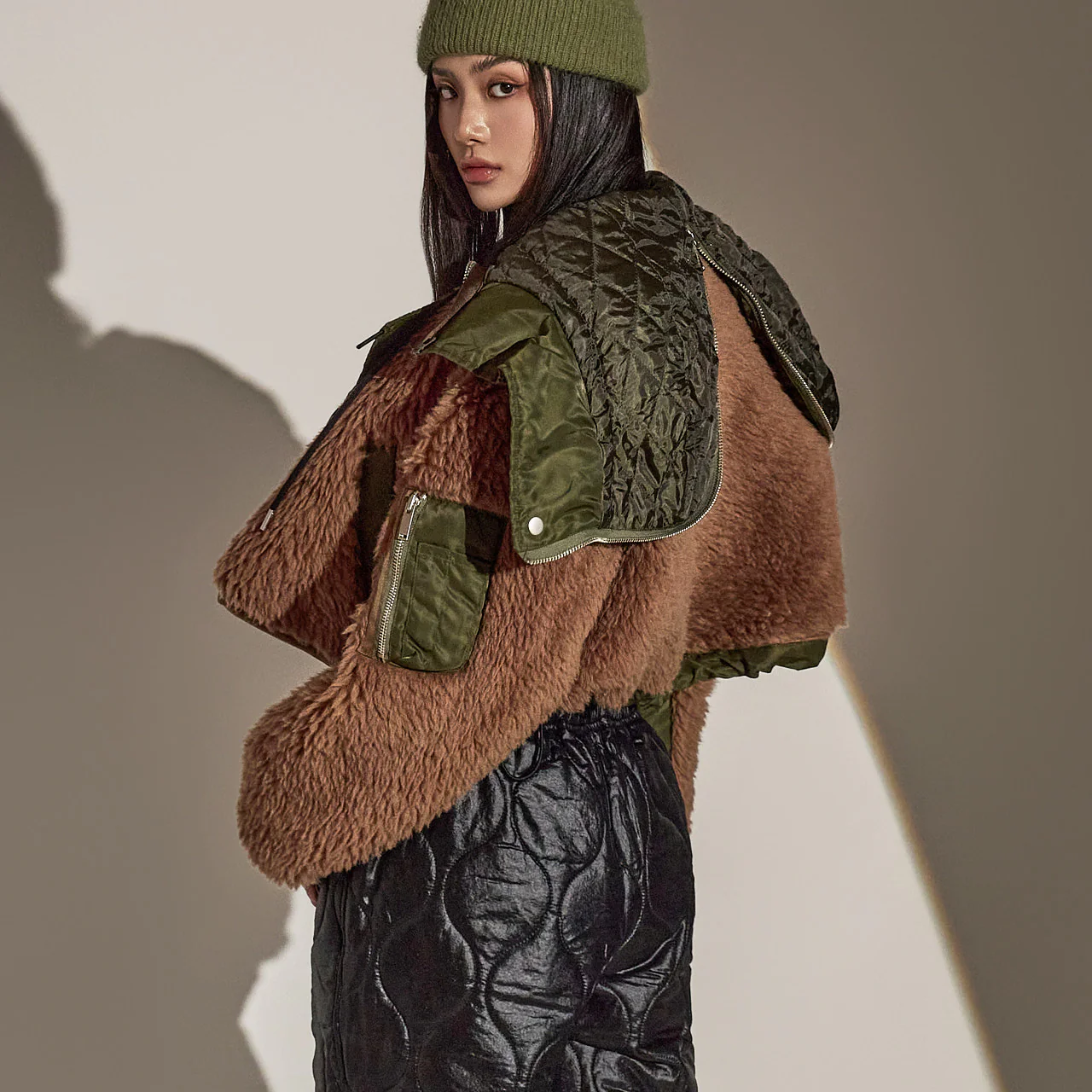 J2565 Quilted Jacket - Image 2
