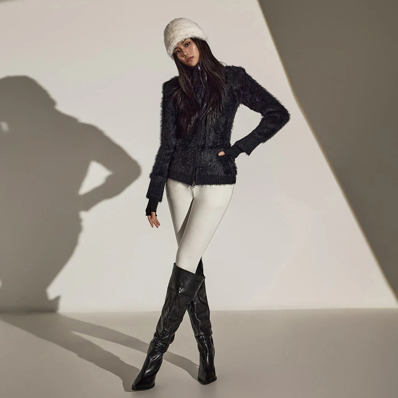 J2586 High-Neck Jacket - Image 2