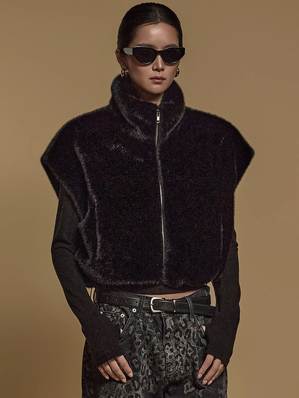 J2615 Faux Fur Vest