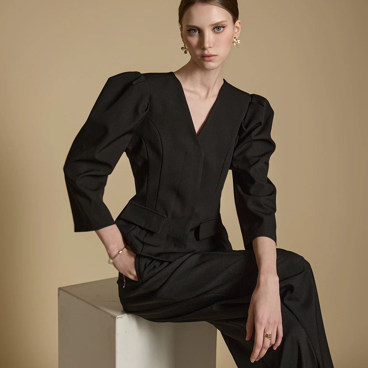 J2633 Puff Sleeve Jacket - Image 2