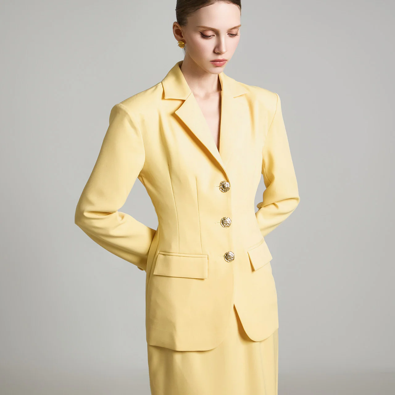 J2702 Pintuck Jacket - Image 2
