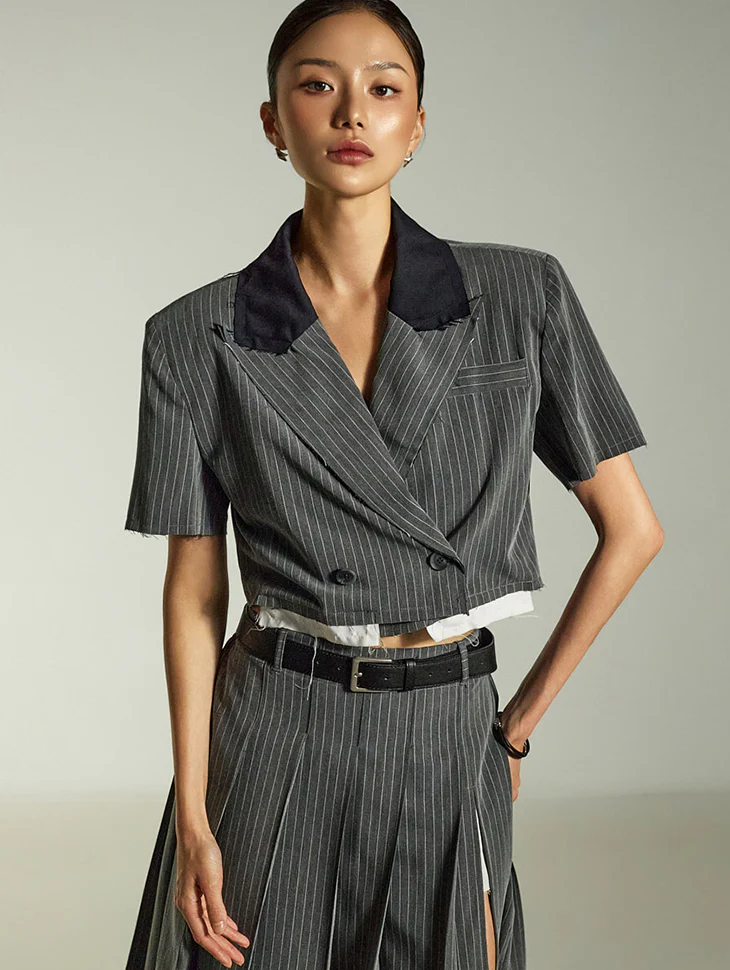 J2811 Stripe Crop Jacket