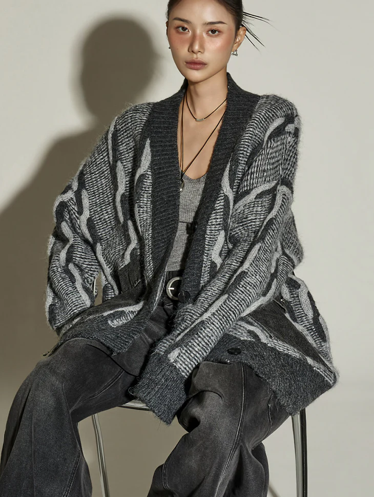 J2896 Twisted Color Cardigan