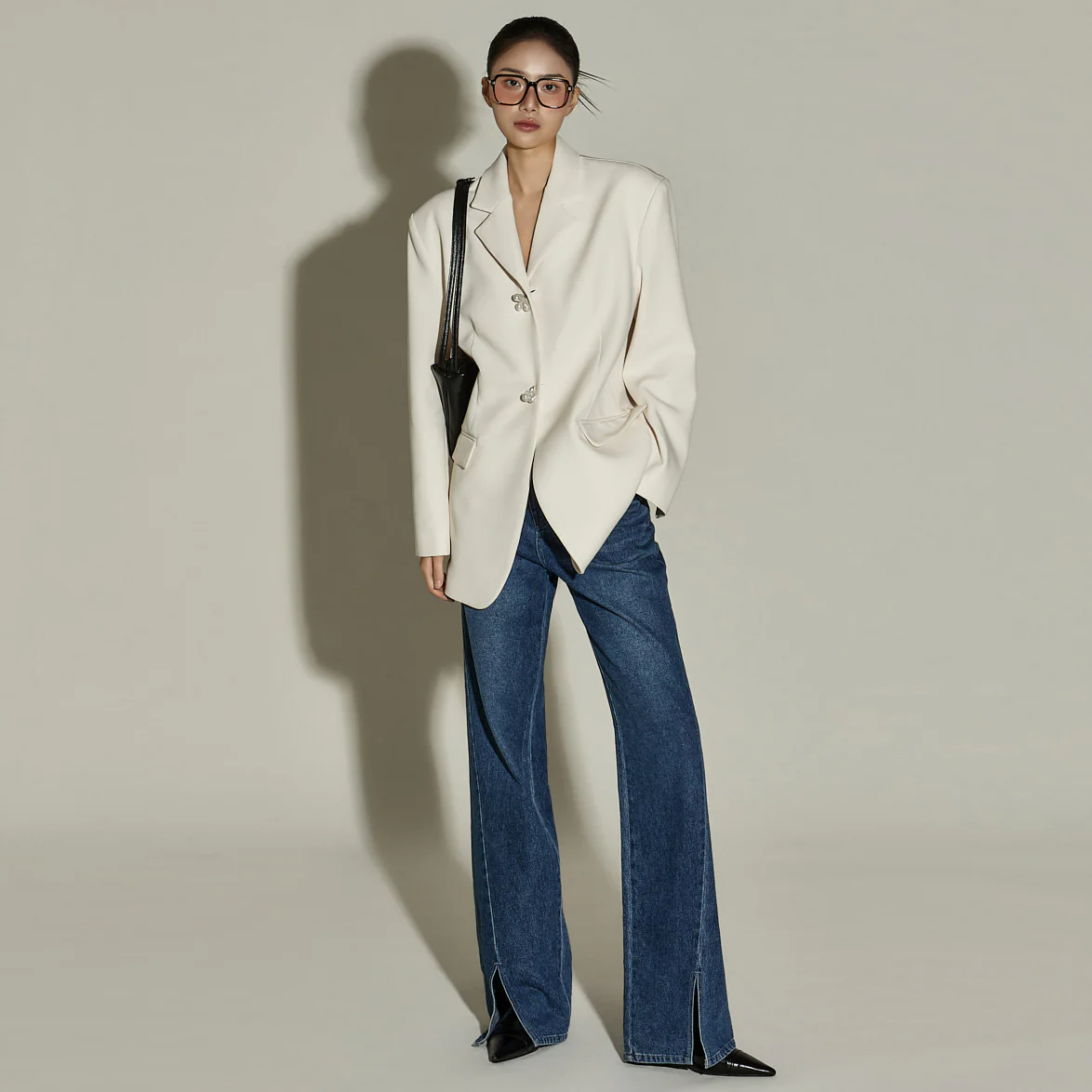 J2897 Jacket with Pearl Button - Image 2