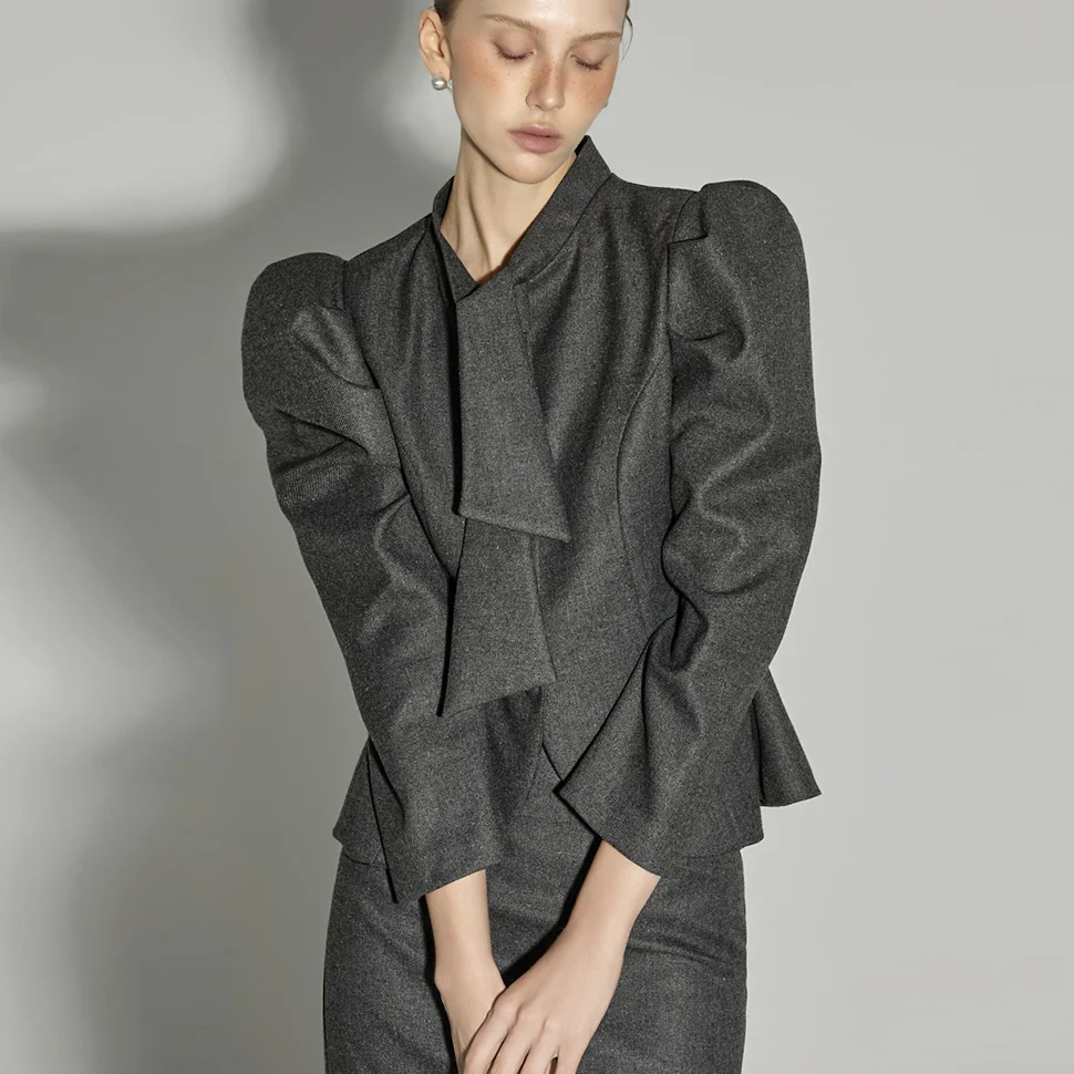 J2921 Wool Jacket with Tie - Image 2