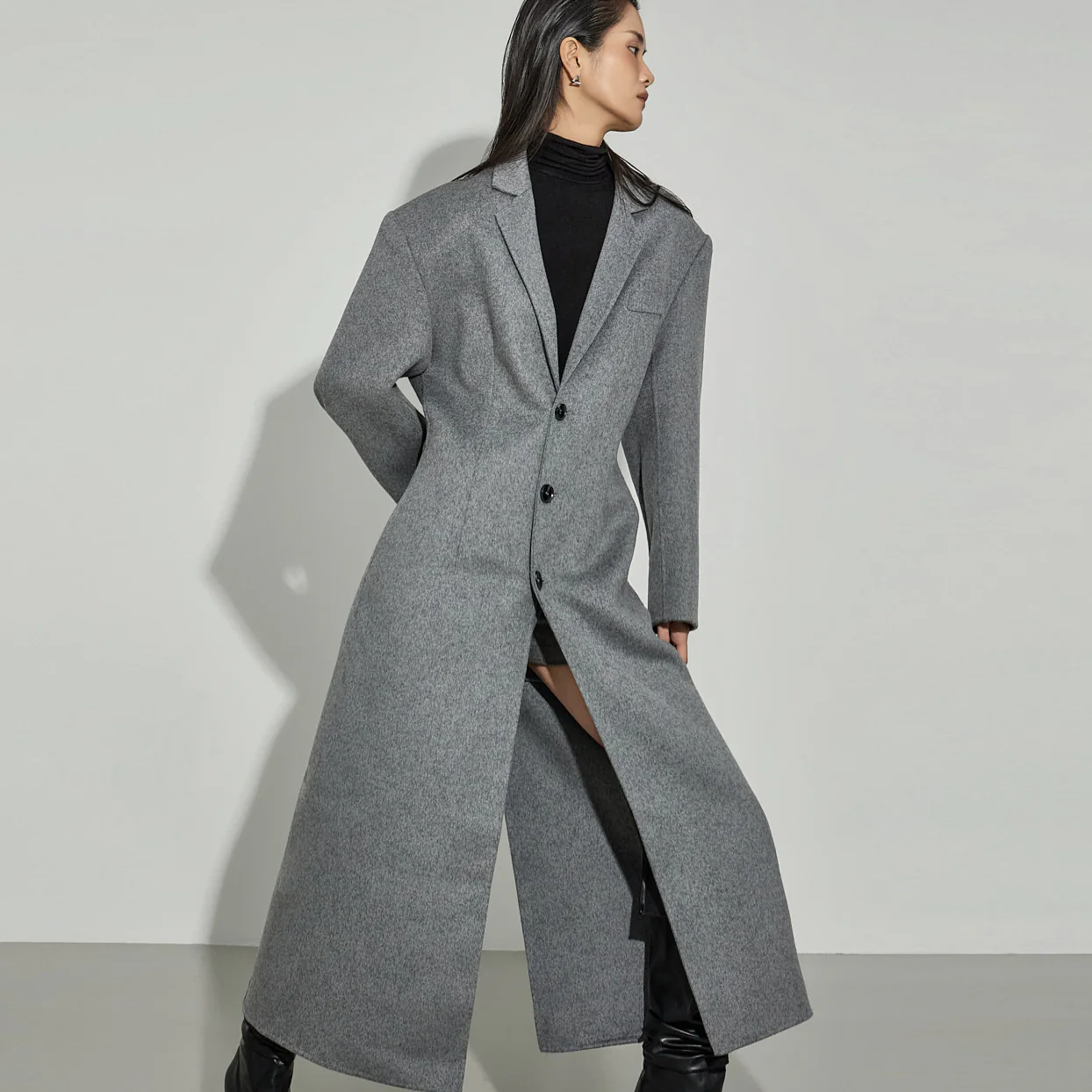 J2953 Handmade Wool Coat - Image 2