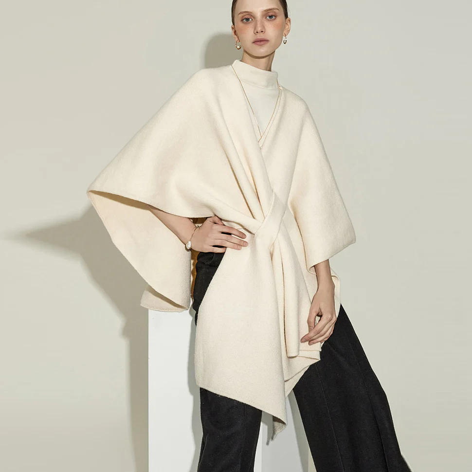 J2957 Knit Cape - Image 2