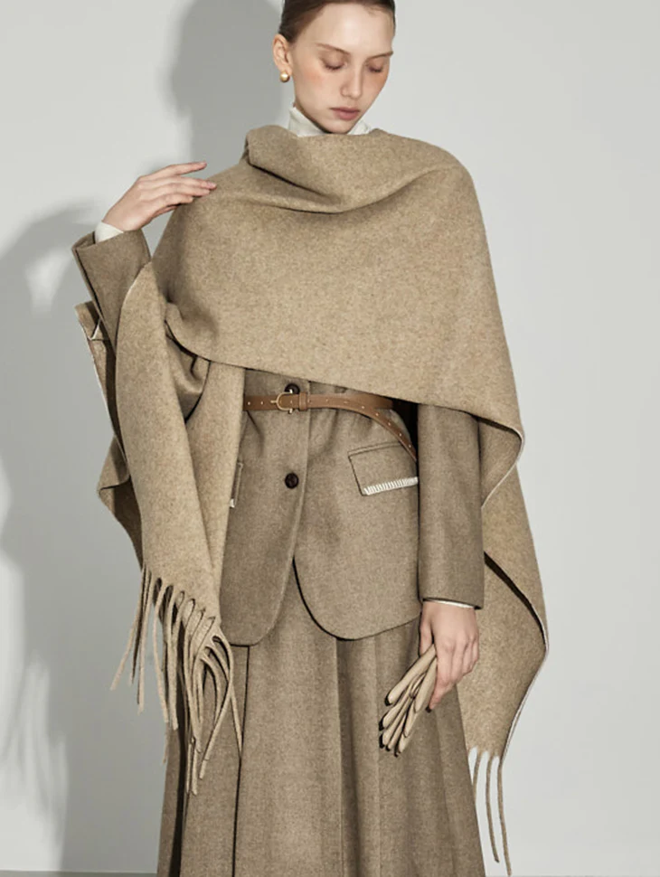 J2959 Knit Cape
