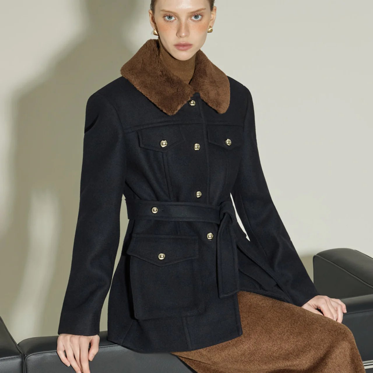 J3008 Fur Contrast Wool Jacket - Image 2