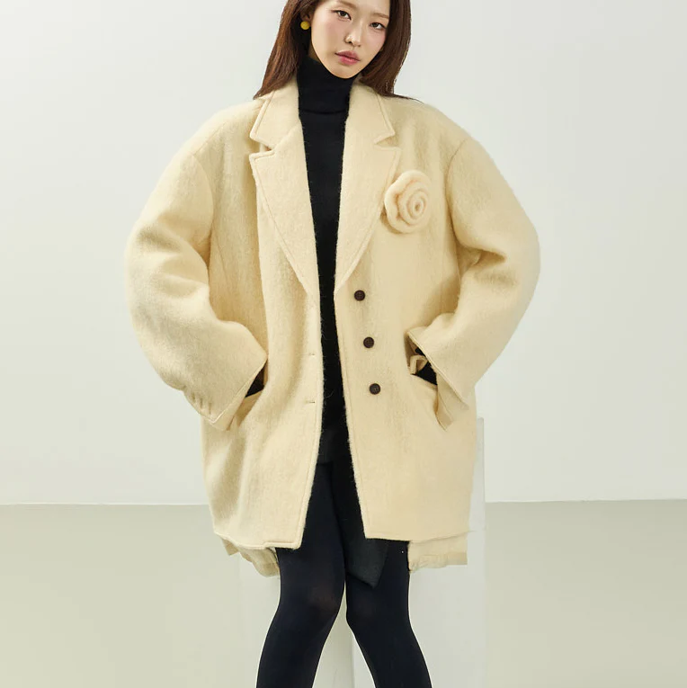 J3067 Corsage Wool Coat - Image 2