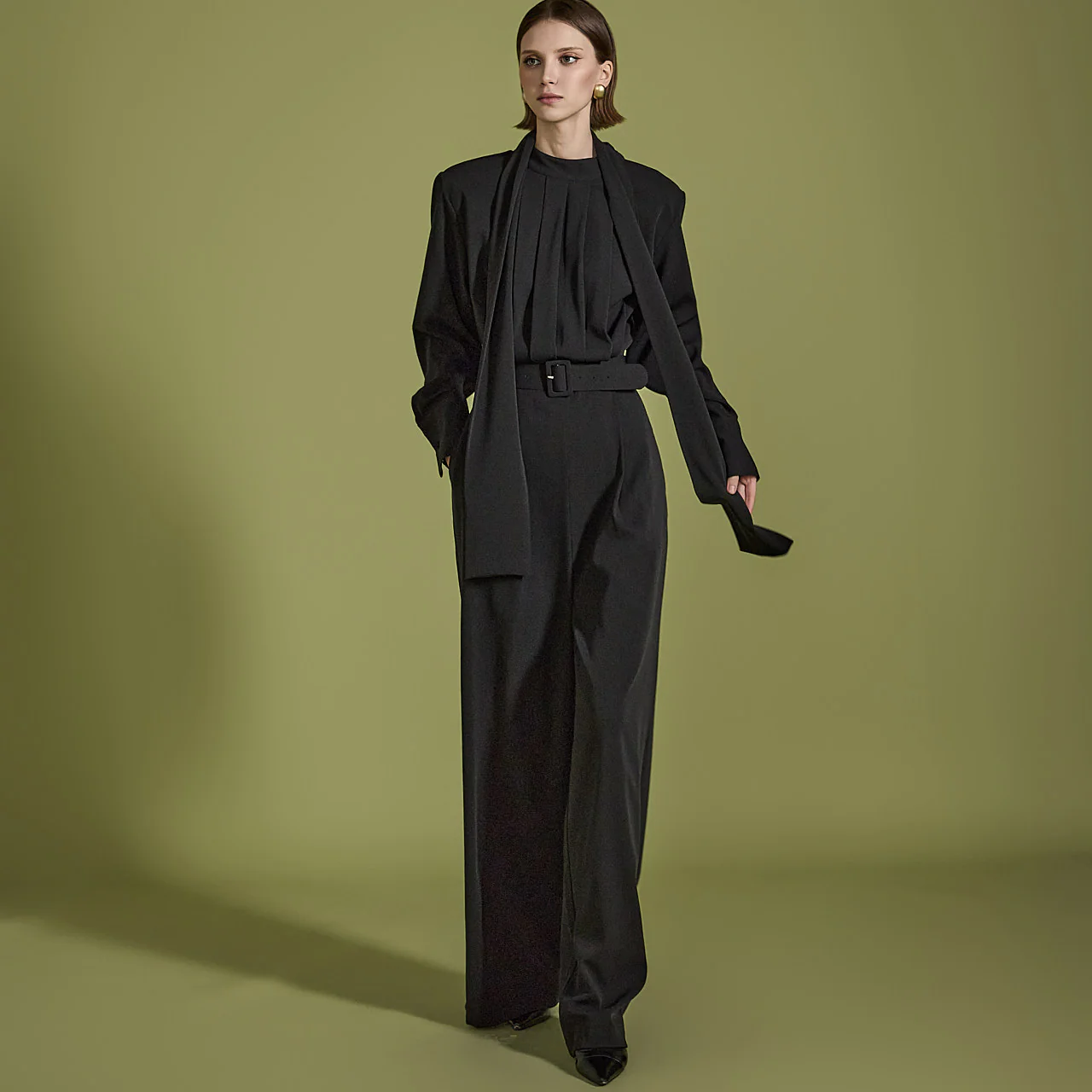 JS049 Pin tuck Jumpsuit With Belt - Image 2