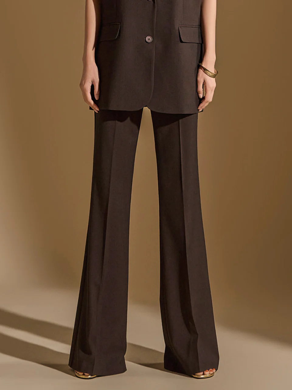 P3155 Flared Slacks