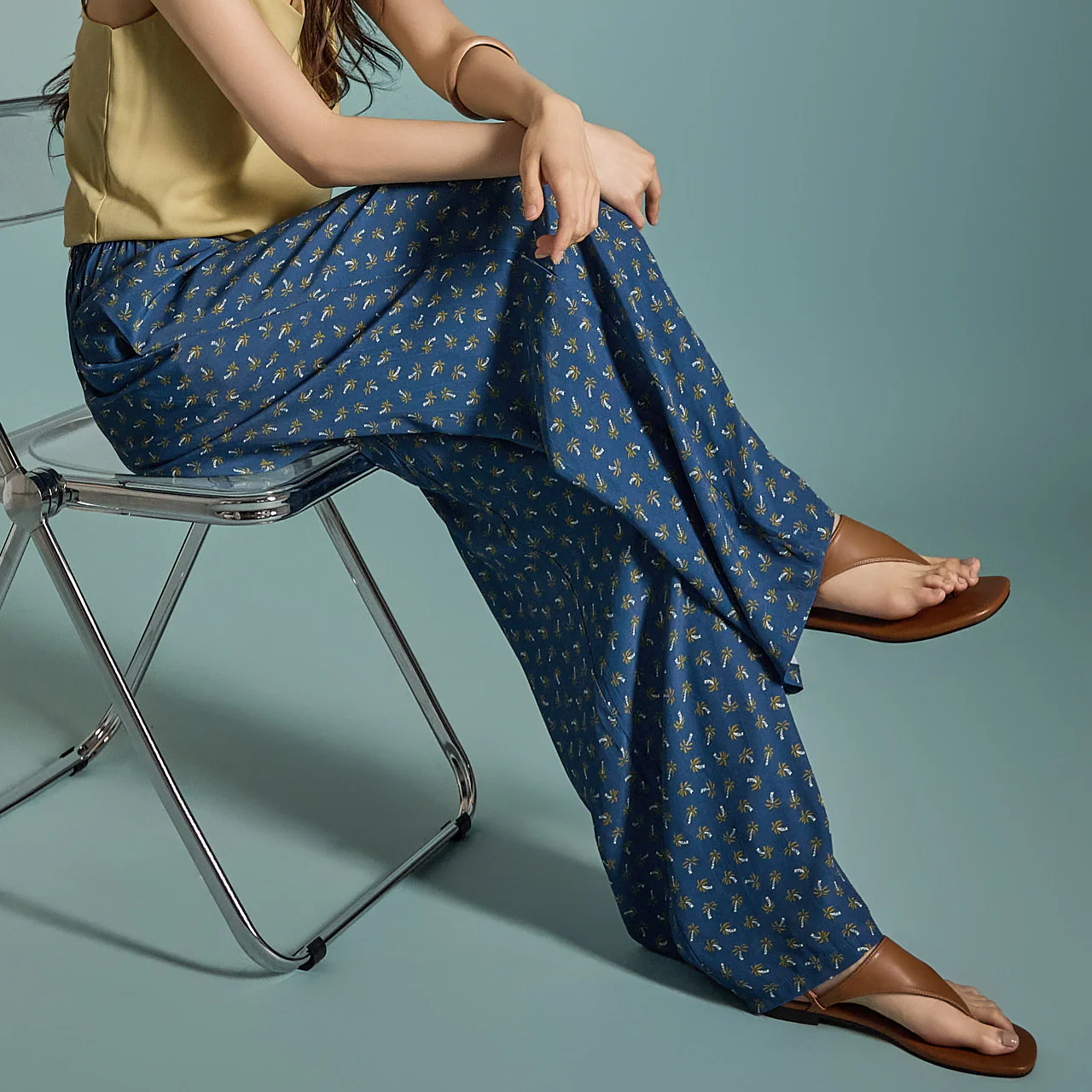 P3225 Flower Pattern Drawstring Pants - Image 2