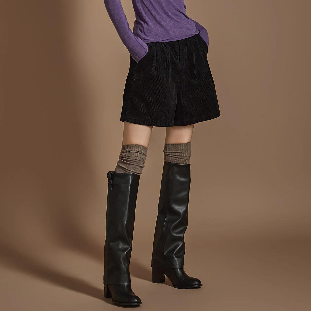 P3316 Corduroy Short Pants - Image 2