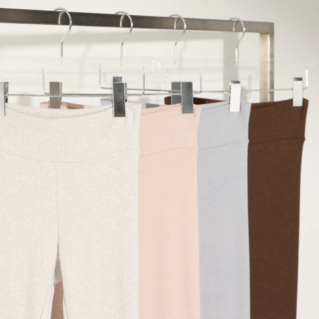 P3320 Basic Knit Leggings - Image 2