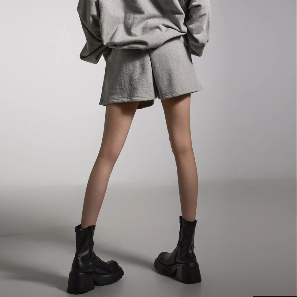 P3447 Sweat Shorts - Image 2