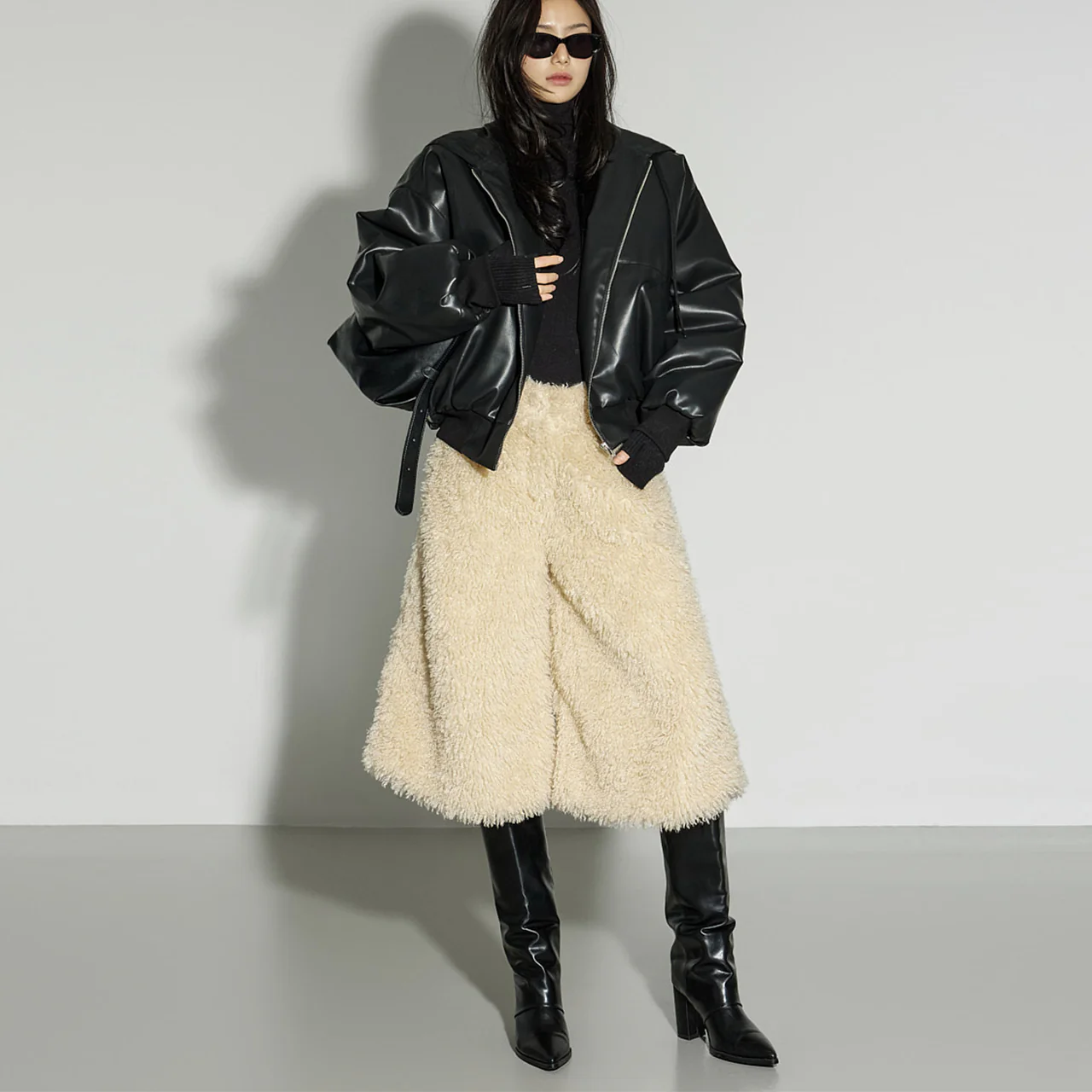 P3704 Wide Pants - Image 2