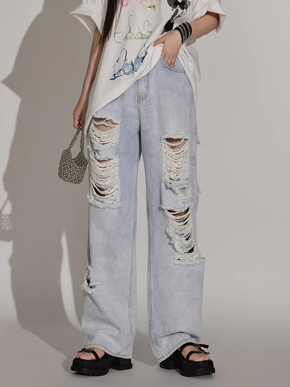 PJ520 Summer Distressed Jeans