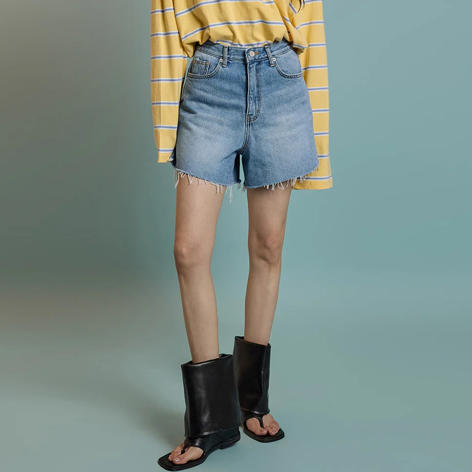 PJ571 Short Jeans - Image 2
