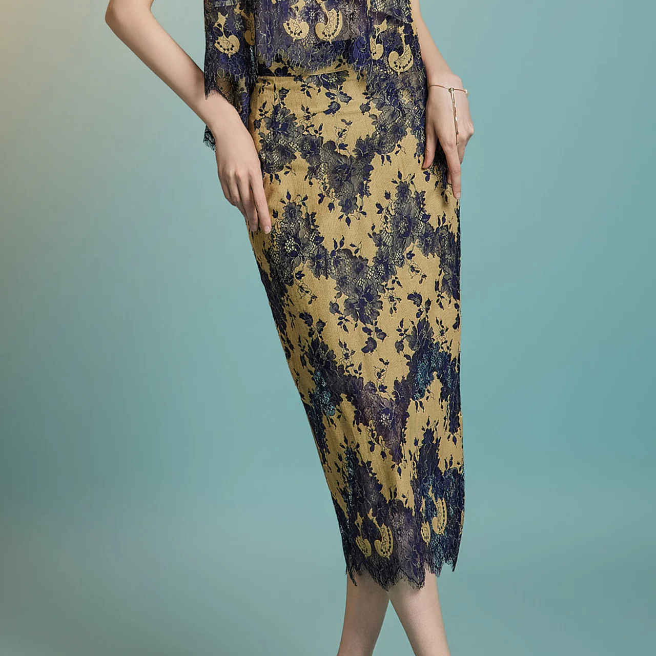 SK9246 Floral Lace Skirt - Image 2