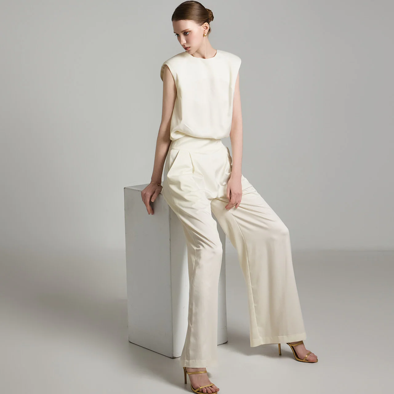 TP1800 Blouse Slacks Set - Image 2
