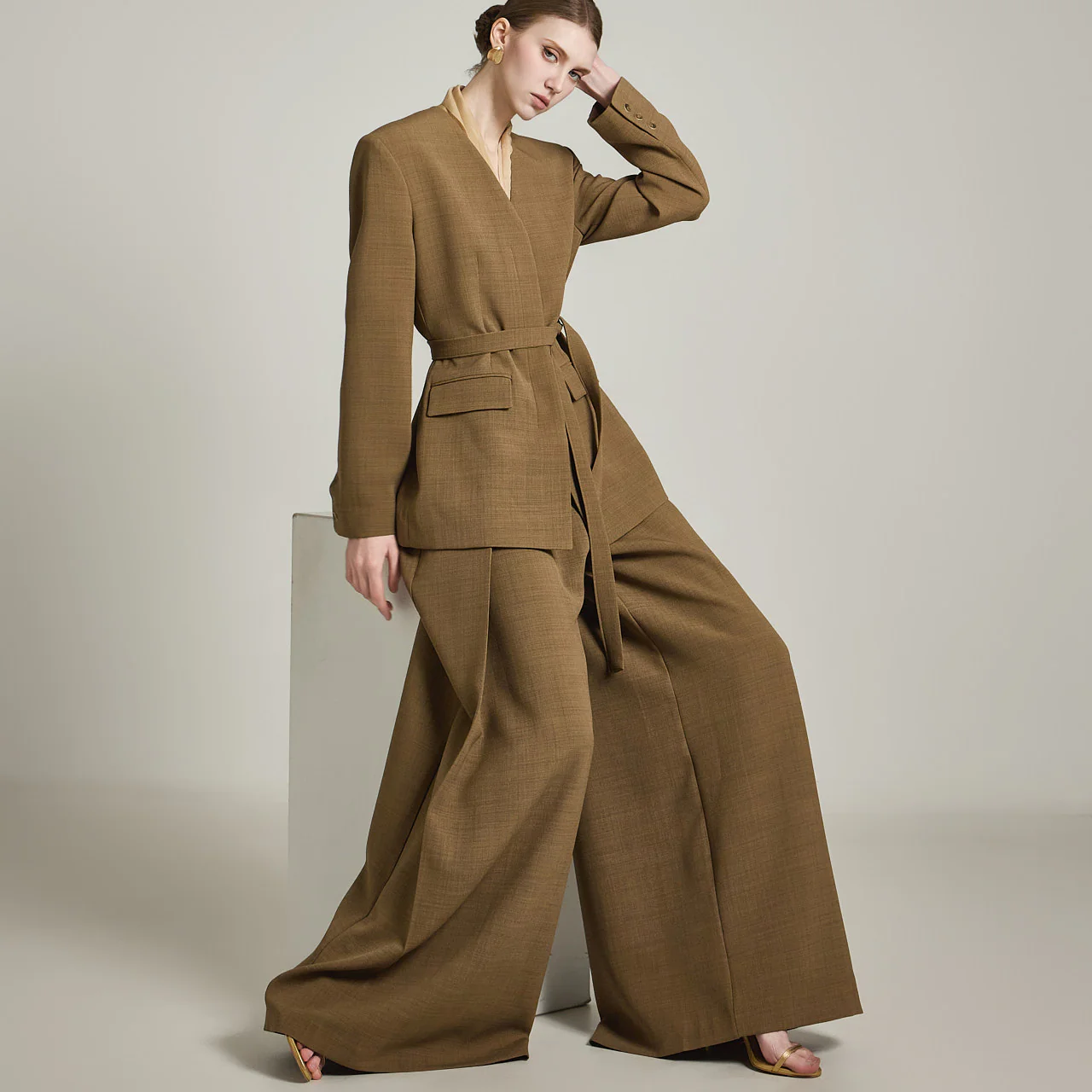 TP2057 Jacket and Slacks Set - Image 2