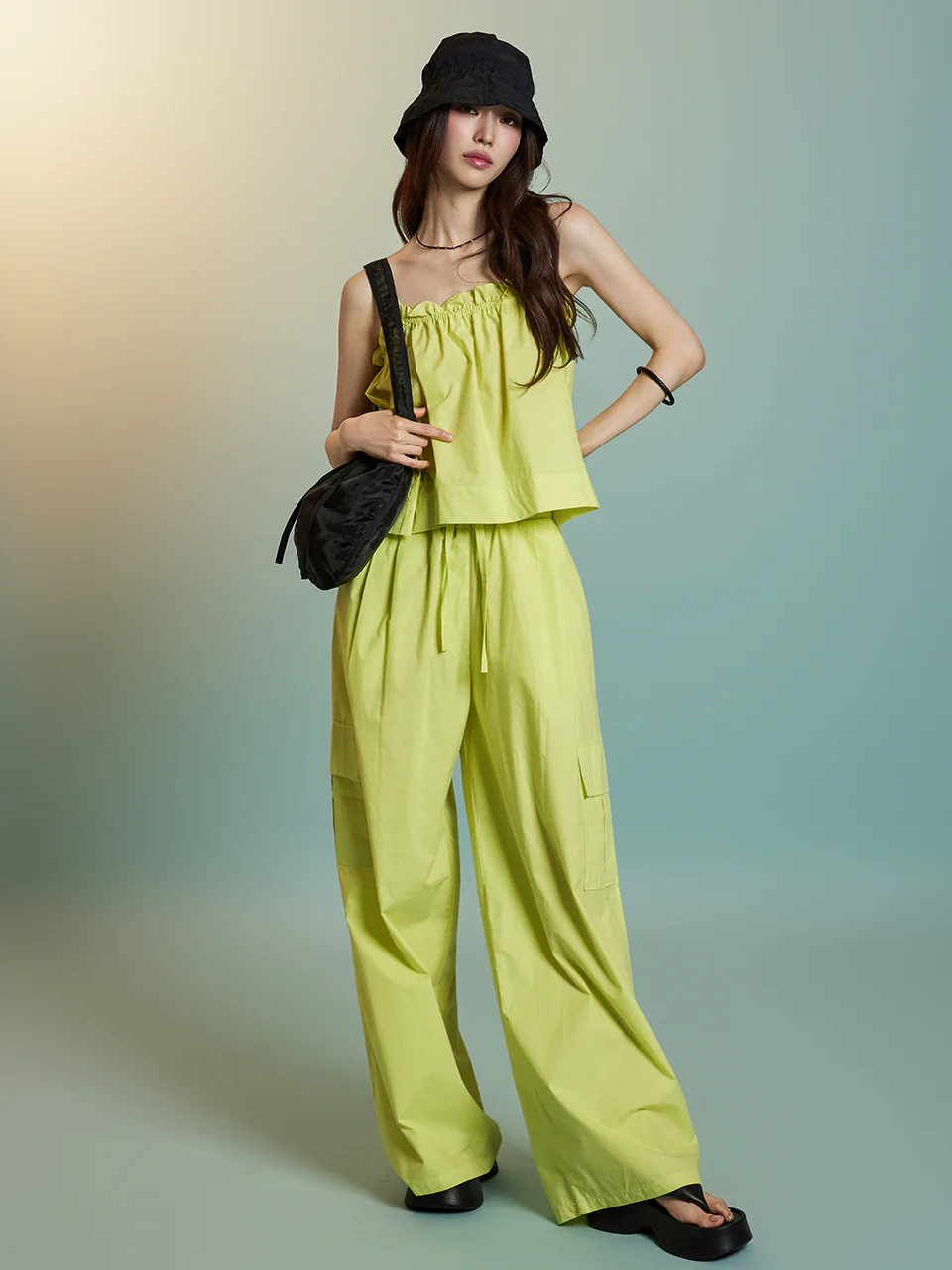 TP2204 Sleeveless and Pants Set